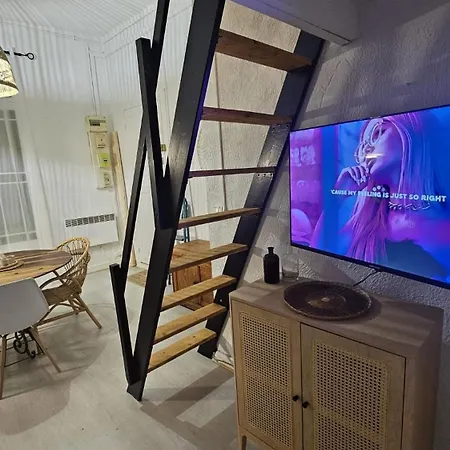 Apartment Cozy In The Heart Of Sete, Close To The Jousting Events Sète